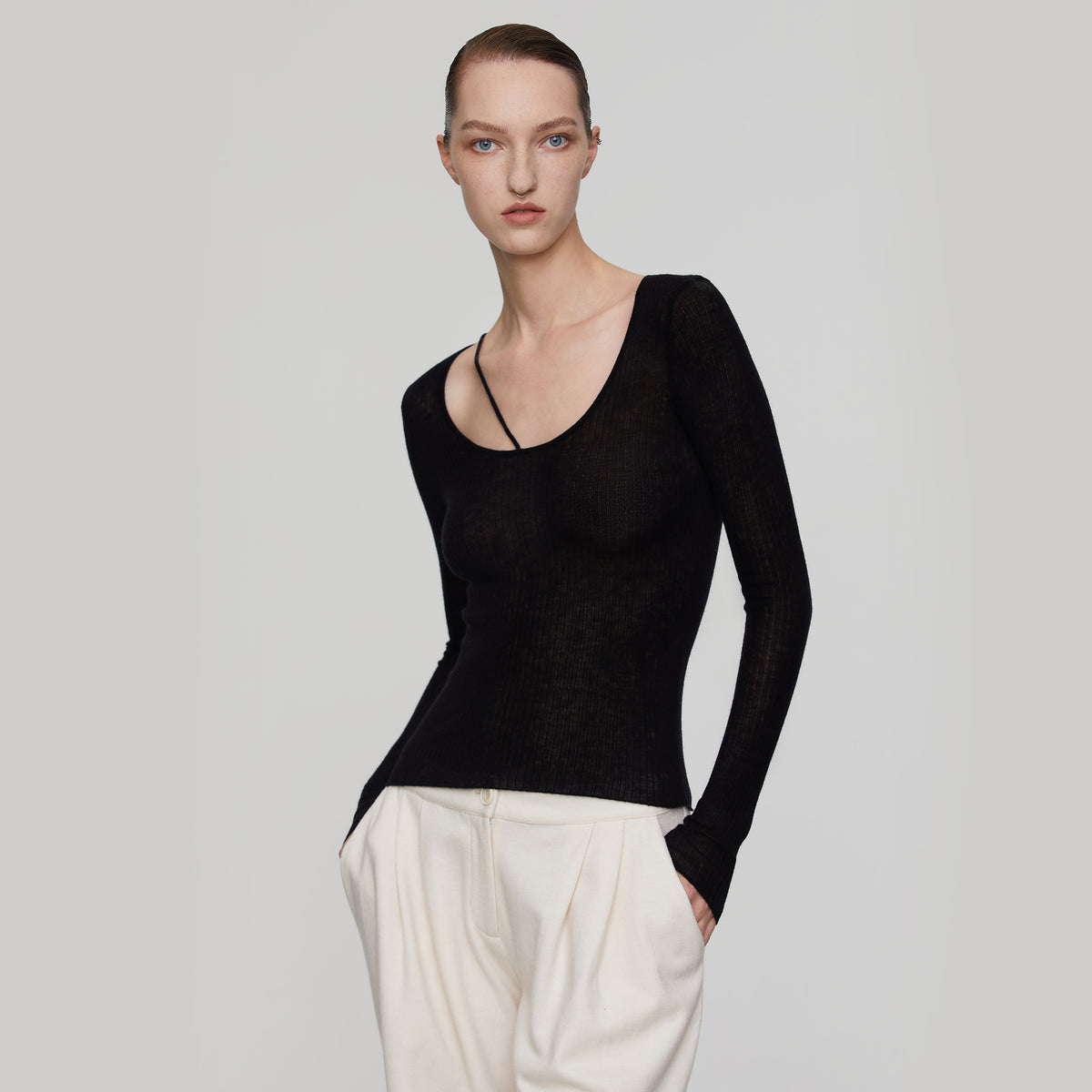 Round-neck Wool Sweater,Black