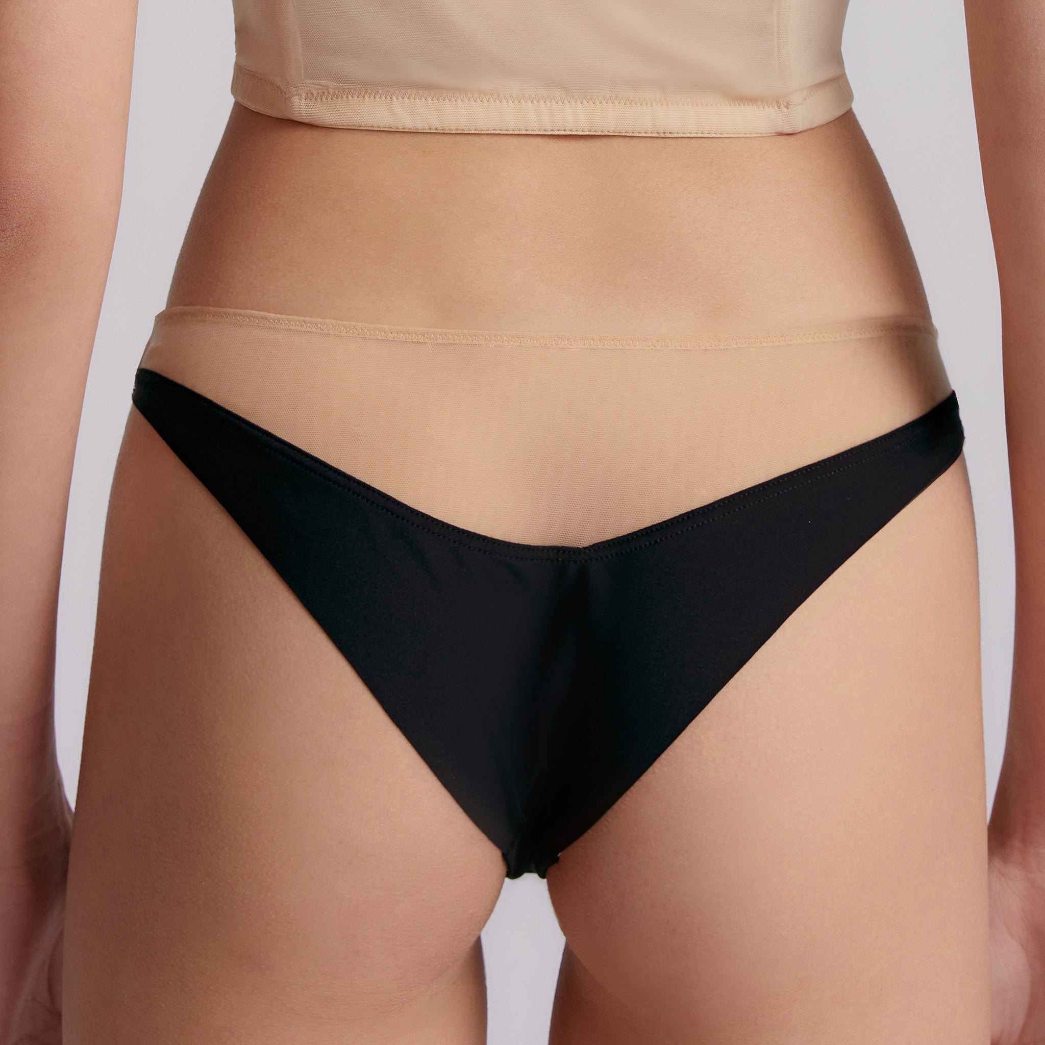 Mid-rise Thong, Black