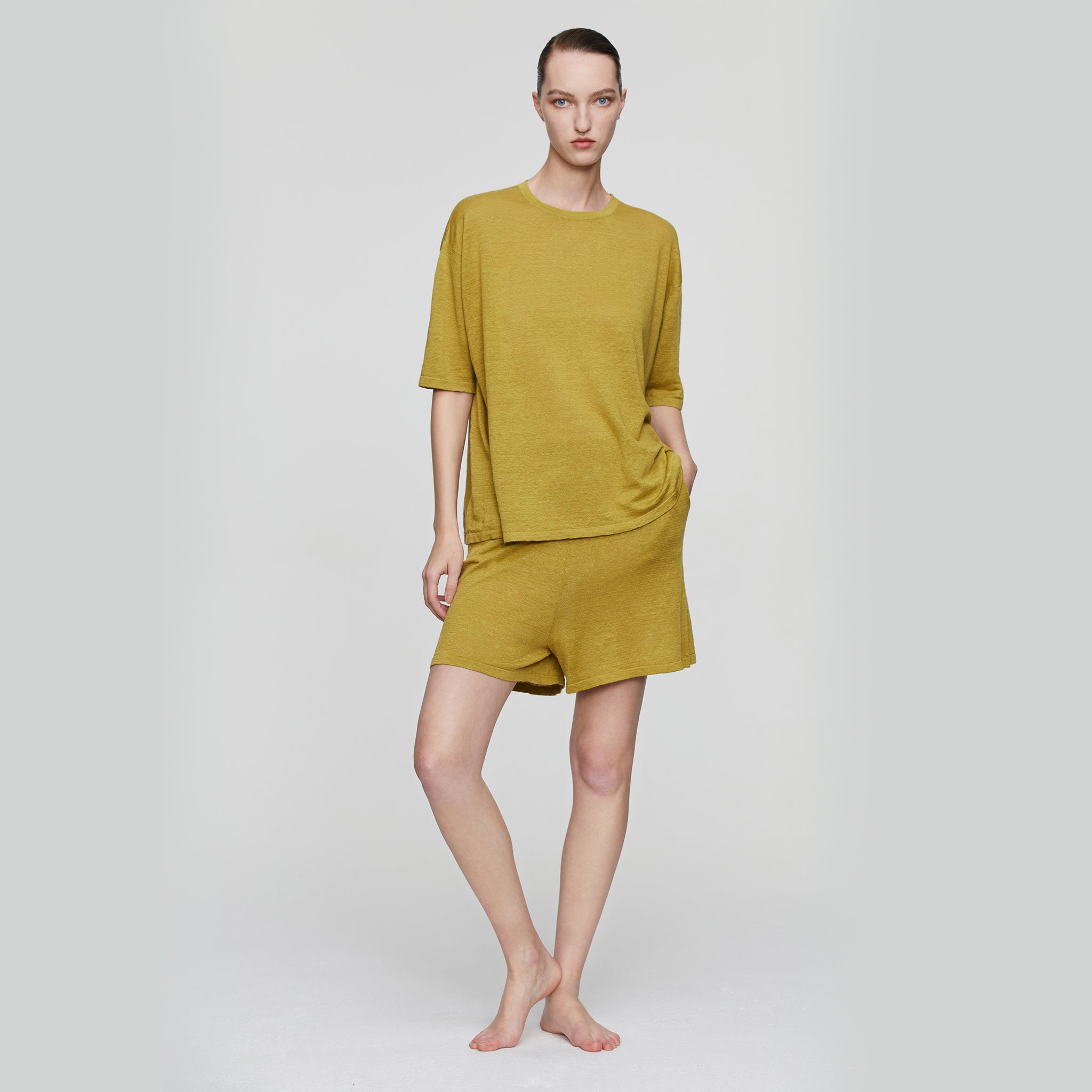 Linen Knit Round-neck T-shirt,Mustard