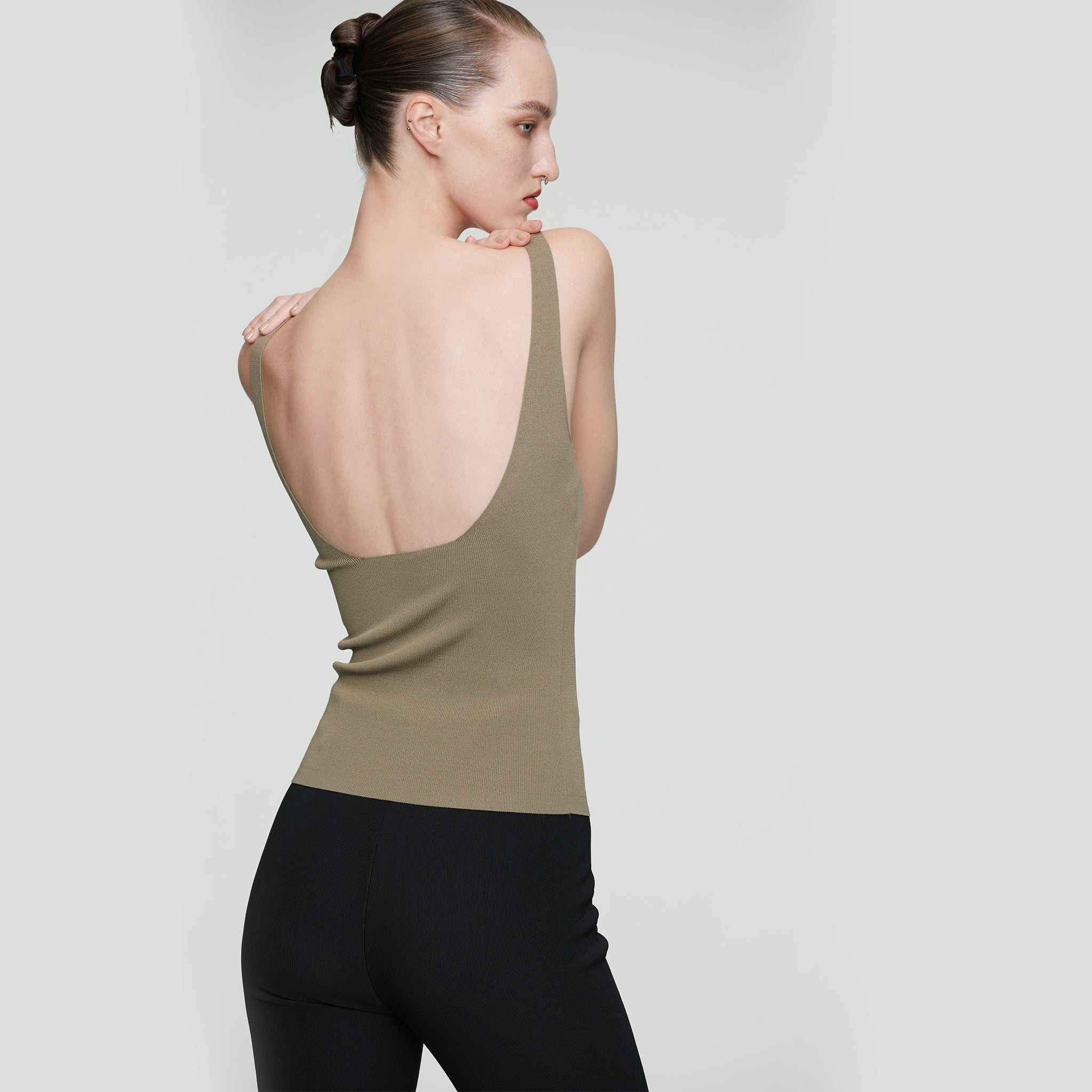 Knitted Square Neck Open-back Vest,Moss Green