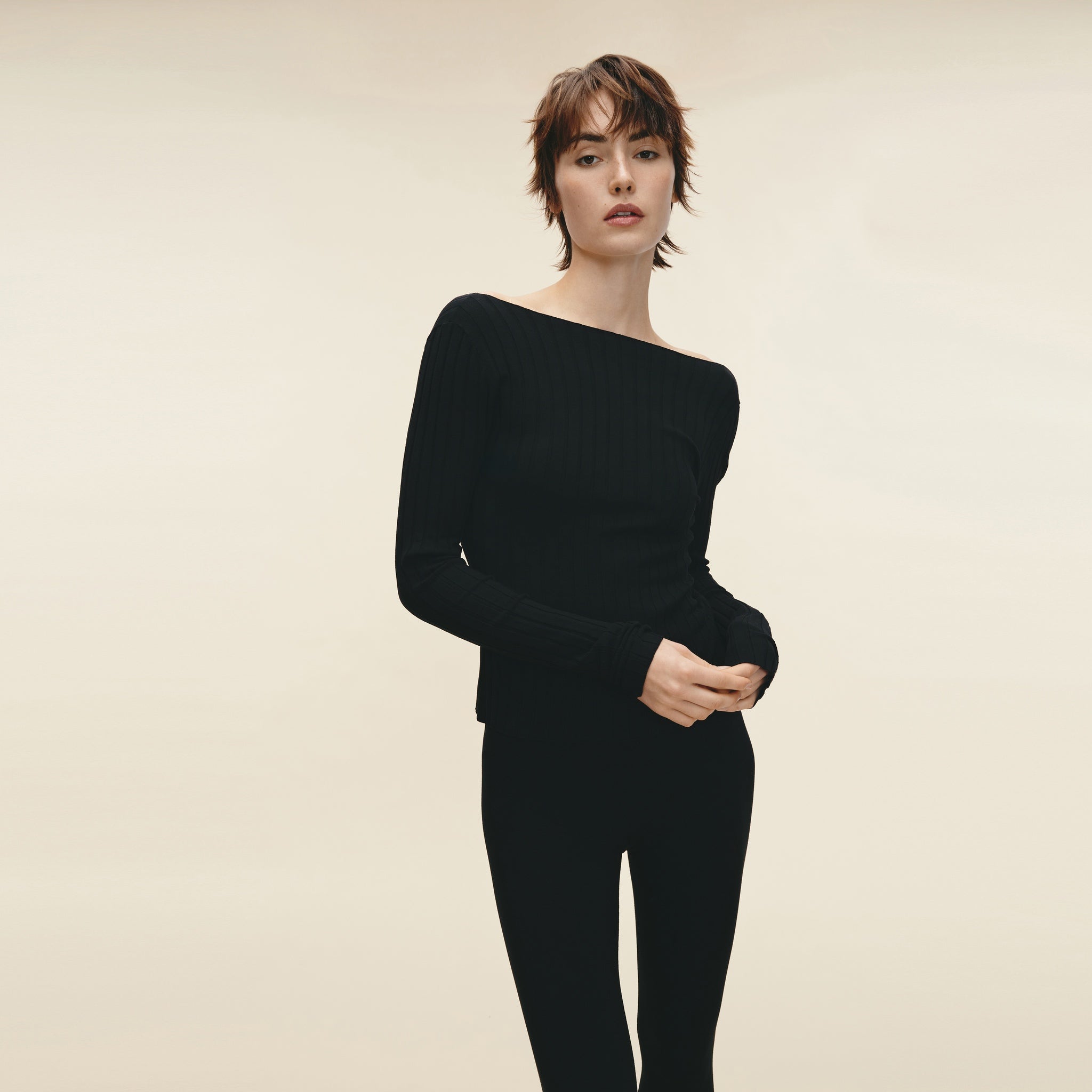 Wool-Blend High-Stretch Ribbed Cardigan,Classic black