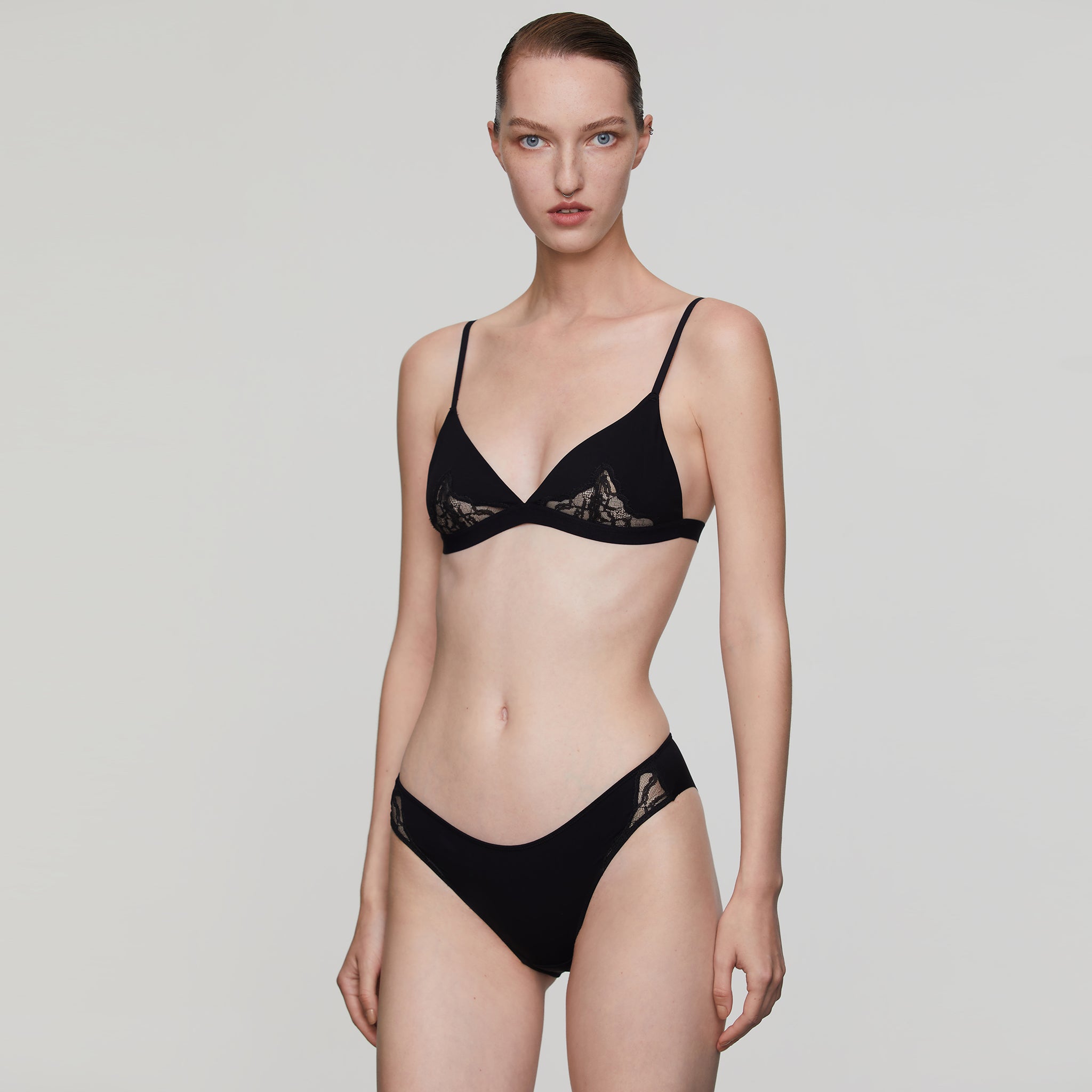 Leavers Lace Trim Triangle Bra,Black