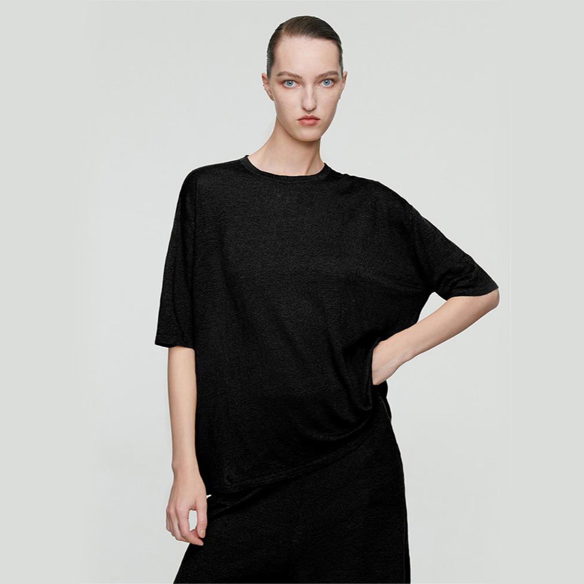 Linen Knit Round-neck T-shirt,Black