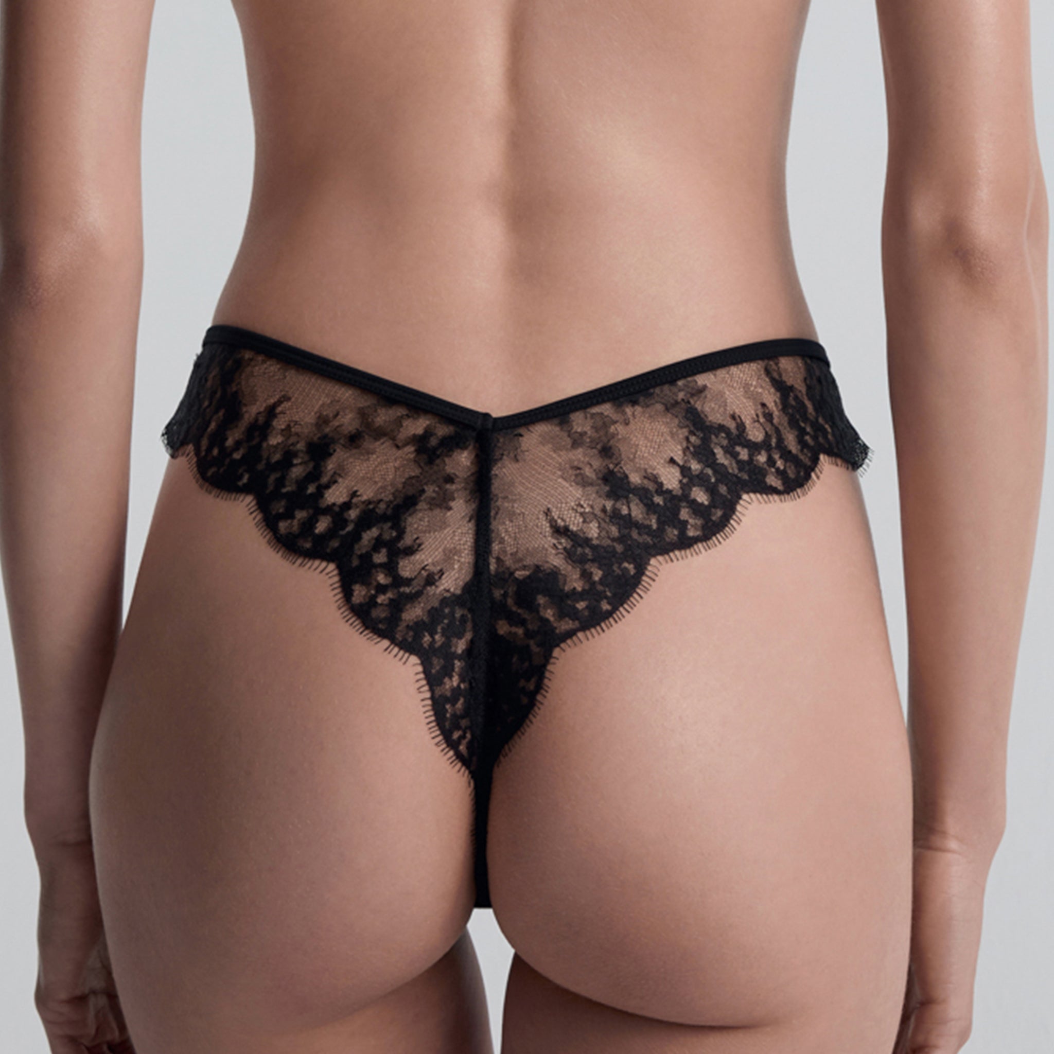 Leavers Eyelash Lace Low-rise Thong, Black