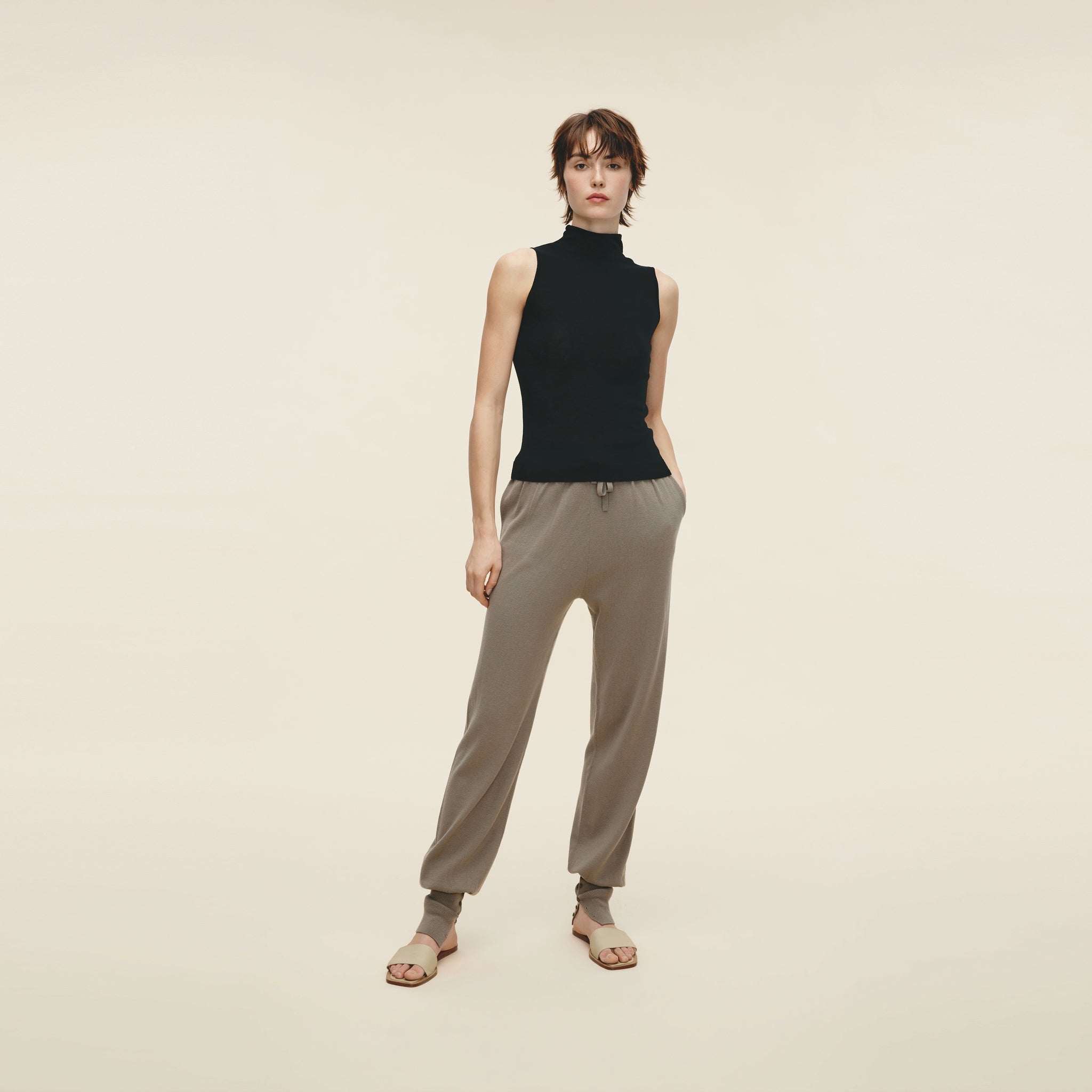 Water-soluble Wool Sleeveless Turtleneck,Classic Black